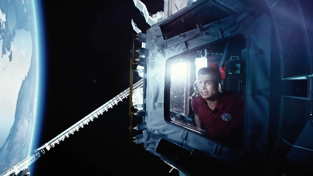 Decommissioned: Přehrajte si zdařilý krátký film s vyděšeným astronautem | Fandíme filmu