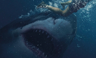 Great White: Po havárii letadla bojuje skupinka přeživších s krvelačným žralokem | Fandíme filmu