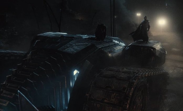 Bleskovky: Batmanův tank a Superman v černém v nových ukázkách Justice League | Fandíme filmu