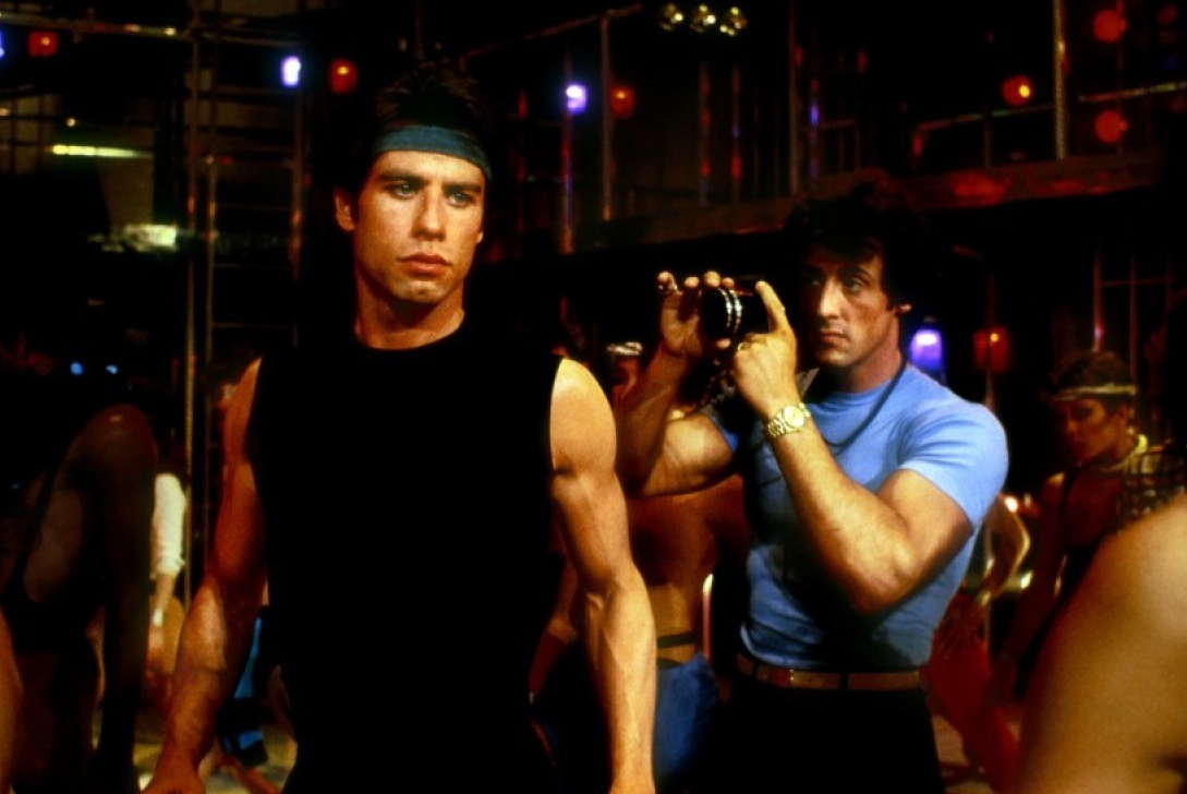 Rambo II: V akční řežbě se málem objevil coby Stalloneho parťák John Travolta