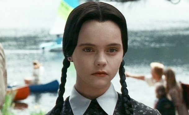 Addamsova rodina: Seriál Tima Burtona se zaměří na Wednesday | Fandíme serialům