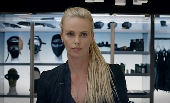 The School for Good and Evil: Jak být darebákem bude na škole Zla vyučovat  Charlize Theron | Fandíme filmu