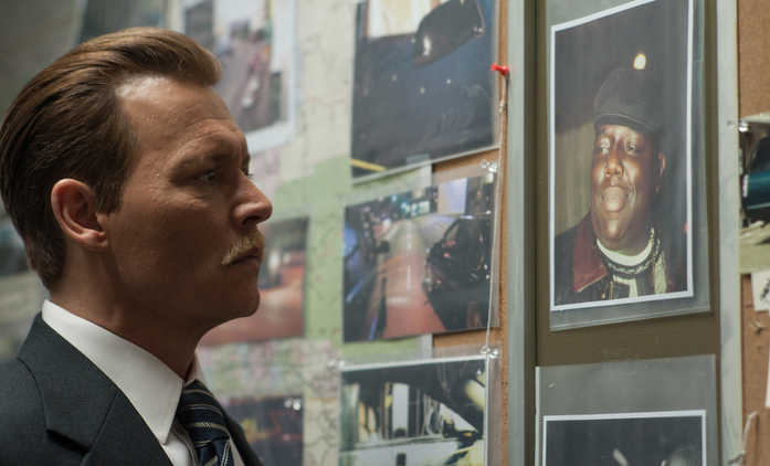 City of Lies: Johnny Depp vyšetřuje vraždu slavného rappera | Fandíme filmu