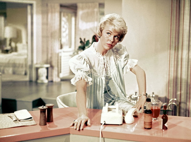 Penny z Teorie velké třesku si zahraje hereckou ikonu Doris Day | Fandíme serialům