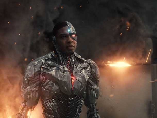 Cyborg: Ray Fisher stále udržuje naději, že se objeví v The Flashovi | Fandíme filmu