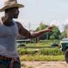 Betonový kovboj: Idris Elba se ve Philadelphii prohání na koních | Fandíme filmu