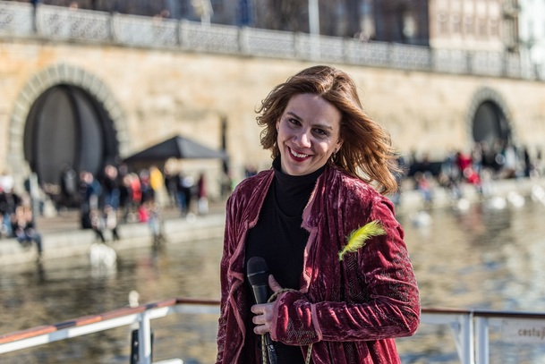 Pomozte dětem: O Velikonočním pondělí zazpívá Zagorová s Hložkem a Kotvaldem | Fandíme serialům