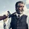 Unholy Trinity: Pierce Brosnan a Samuel L. Jackson ve westernu plném pomsty | Fandíme filmu