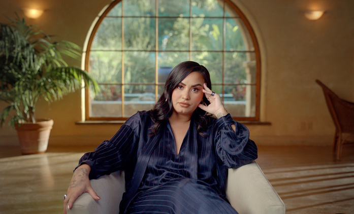 Zpěvačka Demi Lovato chystá sérii o mimozemšťanech | Fandíme seriálům