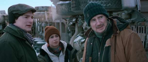 The Ice Road: Liam Neeson je ten nejhustší řidič kamionu pod sluncem | Fandíme filmu