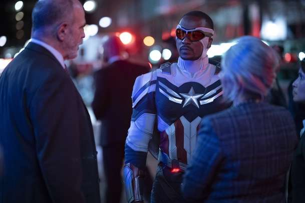 Captain America 4: Anthony Mackie se oficiálně chopí hlavní role | Fandíme filmu