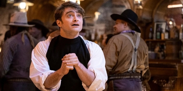 Nebe s.r.o.: Ňouma Daniel Radcliffe míří na divoký západ | Fandíme serialům