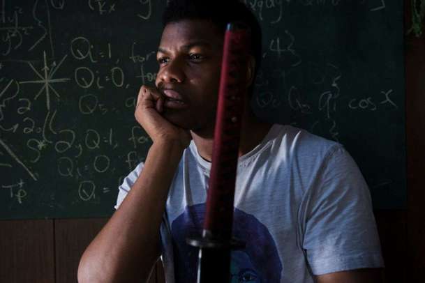 Naked Singularity: John Boyega vezme spravedlnost do vlastních rukou | Fandíme filmu