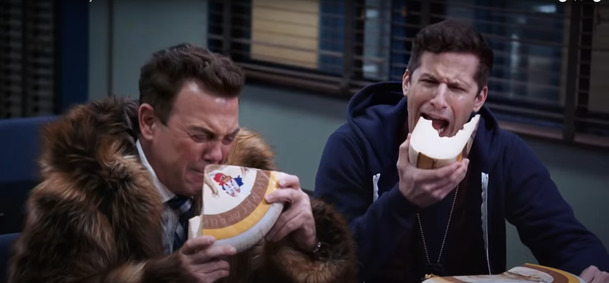 Brooklyn 99: Trailer láká na finální řadu policejního sitcomu | Fandíme serialům