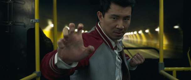 Box Office: Shang-Chi v pokladnách překonal Black Widow | Fandíme filmu