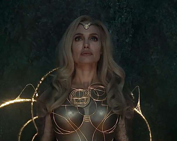 Eternals: Našlapaný trailer řeší, proč noví hrdinové nezasáhli proti Thanosovi | Fandíme filmu