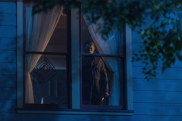 Halloween zabíjí: Zabijáku Myersovi se postaví jeho bývalé terče – trailer | Fandíme filmu