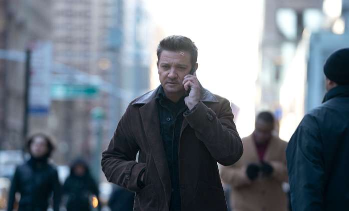 Jeremy Renner je po nehodě v kritickém stavu | Fandíme filmu