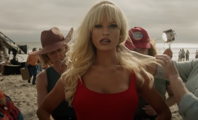 Pam & Tommy: Seriál o ukradené sex tape Pamely Anderson v prvním traileru | Fandíme seriálům