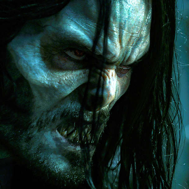 Morbius: Pusťte si parádní scénu přerodu Jareda Leta v upíra | Fandíme filmu