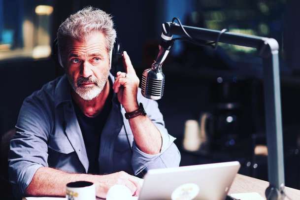 On the Line: Mel Gibson čelí v rádiu zabijákovi | Fandíme filmu