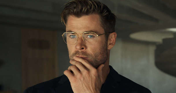 Crime 101: Chris Hemsworth a Pedro Pascal ve velkolepém kriminálním thrilleru | Fandíme filmu