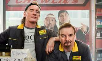 Clerks III: Kevin Smith se ještě jednou vrací za pult – trailer | Fandíme filmu