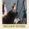 Sharp Stick: Jon "Punisher" Bernthal ve filmu o ženské smyslnosti | Fandíme filmu