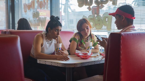 Škola zlomených srdcí: Na Netflix míří restart teenagerské klasiky | Fandíme serialům