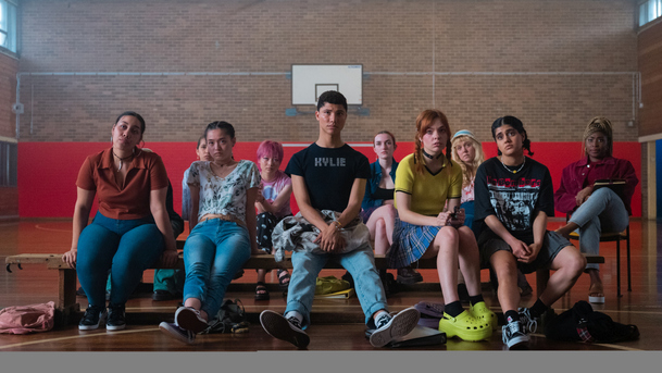 Škola zlomených srdcí: Na Netflix míří restart teenagerské klasiky | Fandíme serialům