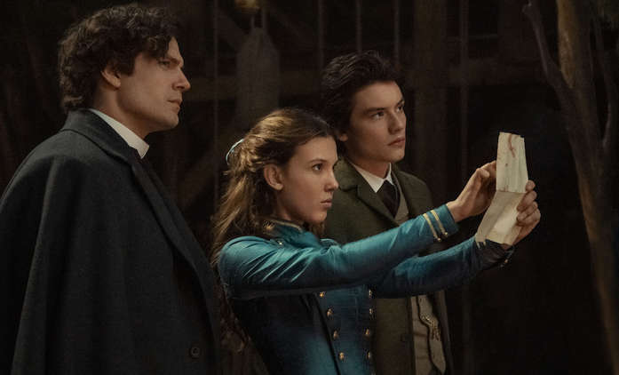 Enola Holmes 3: Třetí díl detektivní série vyrazil na Maltu | Fandíme filmu