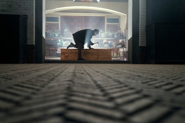 Kabinet kuriozit Guillerma Del Tora – Nový trailer představil hororový bonbonek | Fandíme serialům
