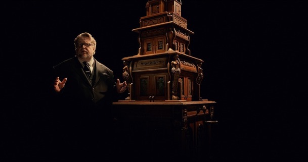 Kabinet kuriozit Guillerma Del Tora – Nový trailer představil hororový bonbonek | Fandíme serialům