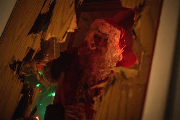 Christmas Bloody Christmas: Terminátor Santa Claus nás zabije úplně všechny | Fandíme filmu