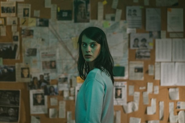 Ztracena v bílém šumu: V napínavém thrilleru od Netflixu se ztratí děvčátko | Fandíme serialům