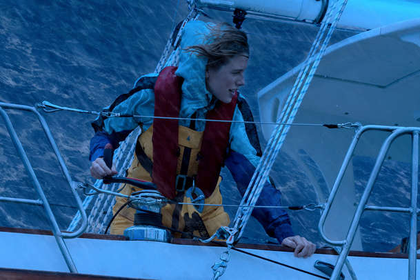 Dívka a moře: První trailer pro skutečný příběh nejmladší námořnice, co objela svět | Fandíme filmu