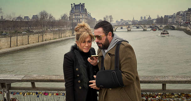 Vražda v Paříži: Anniston a Sandler v prvním traileru nové špionážní komedie | Fandíme filmu