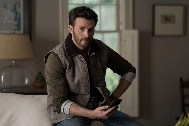 Ghosted: Chris Evans omylem randí s tajnou agentkou – Trailer | Fandíme filmu