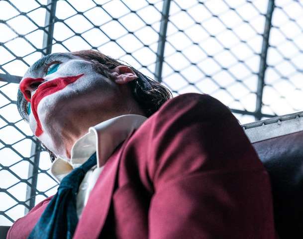 Joker slaví výročí, režisér nabídl nový pohled na chystanou dvojku | Fandíme filmu