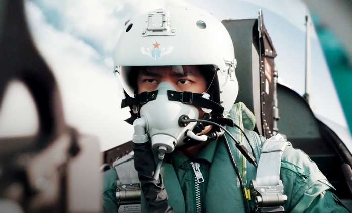 Born to Fly: Číňané si natočili vlastní Top Gun – trailer | Fandíme filmu