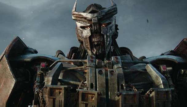 Transformers: Probuzení monster – V traileru se lidé mění v roboty a blíží se ultra-giga robot | Fandíme filmu