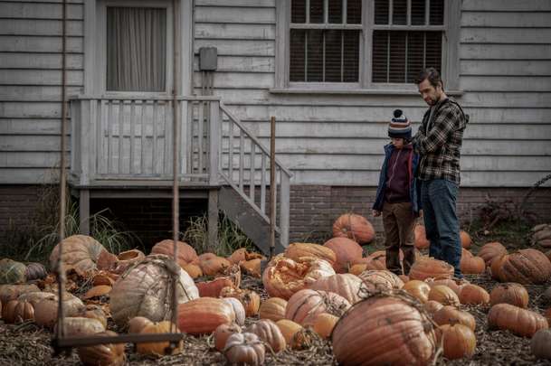 Pavučina: V novém hororu se ve stěnách skrývá cosi strašlivého | Fandíme filmu