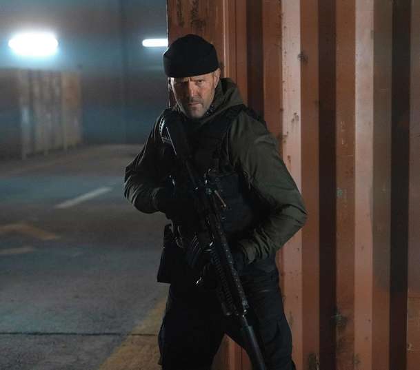 Expendables 4: Jason Statham a jeho partička na nových fotkách | Fandíme filmu