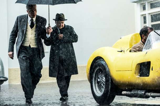 Ferrari: Životopis automobilové legendy dorazí na Vánoce | Fandíme filmu