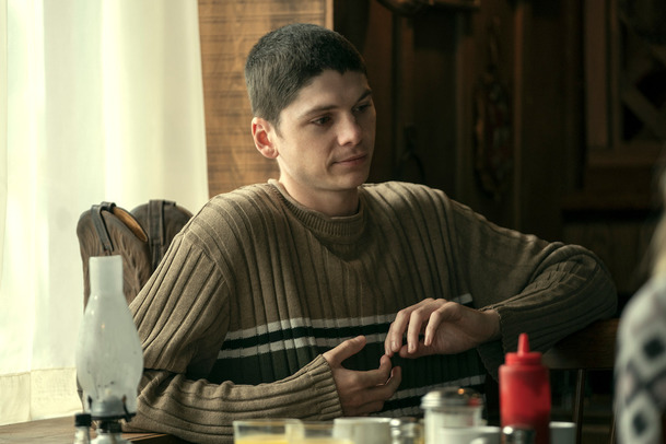 Zabiják bolesti: Netflix odhalí šokují příběh obchodu s bolestí | Fandíme serialům