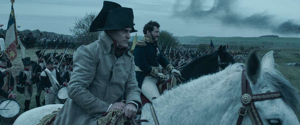 Napoleon: Nová ukázka vyzdvihuje Joaquina Phoenixe | Fandíme filmu