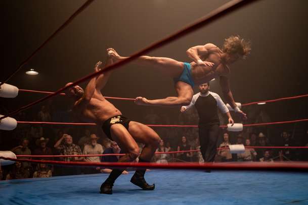 The Iron Claw: Zac Efron nabral horu svalů pro roli wrestlera, je tu trailer | Fandíme filmu