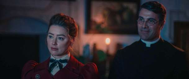 In the Fire: Amber Heard v prvním filmu od soudu s Deppem | Fandíme filmu