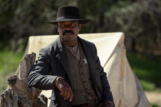 Lawmen: Bass Reeves – Nejdrsnější šerif divokého západu v novém seriálu | Fandíme serialům