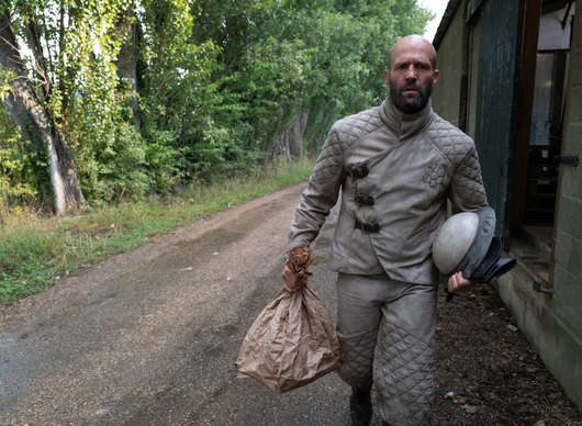 Jason Statham: Včelař 2 má datum premiéry, nová gangsterka s Ritchiem už se točí | Fandíme filmu